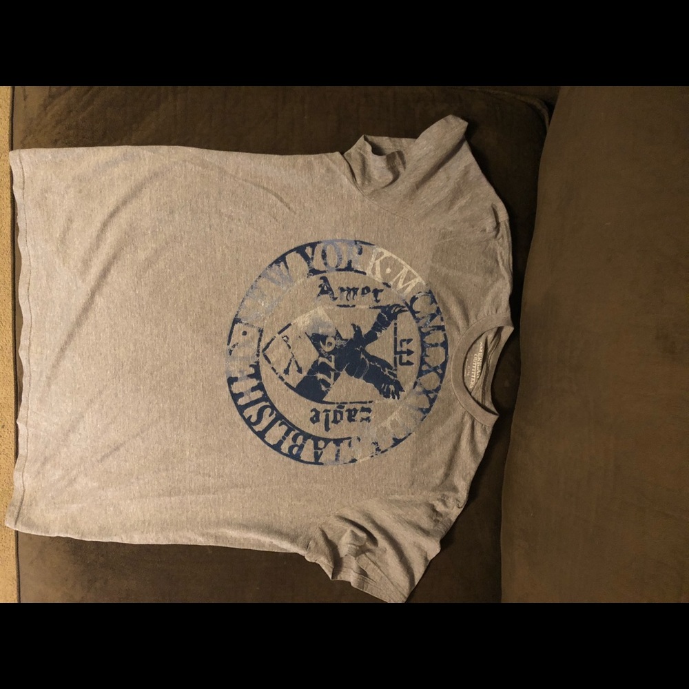 American Eagle shirt